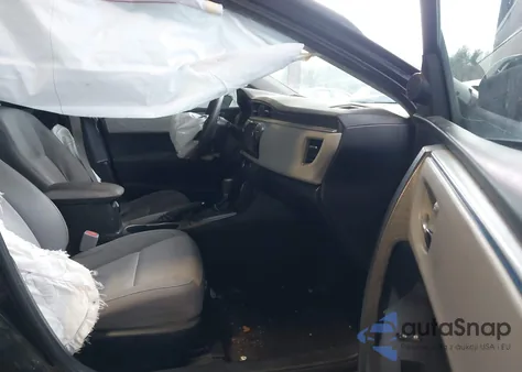 2015 Toyota Corolla Le z USA, uszkodzony, nr VIN 5YFBURHE7FP328595